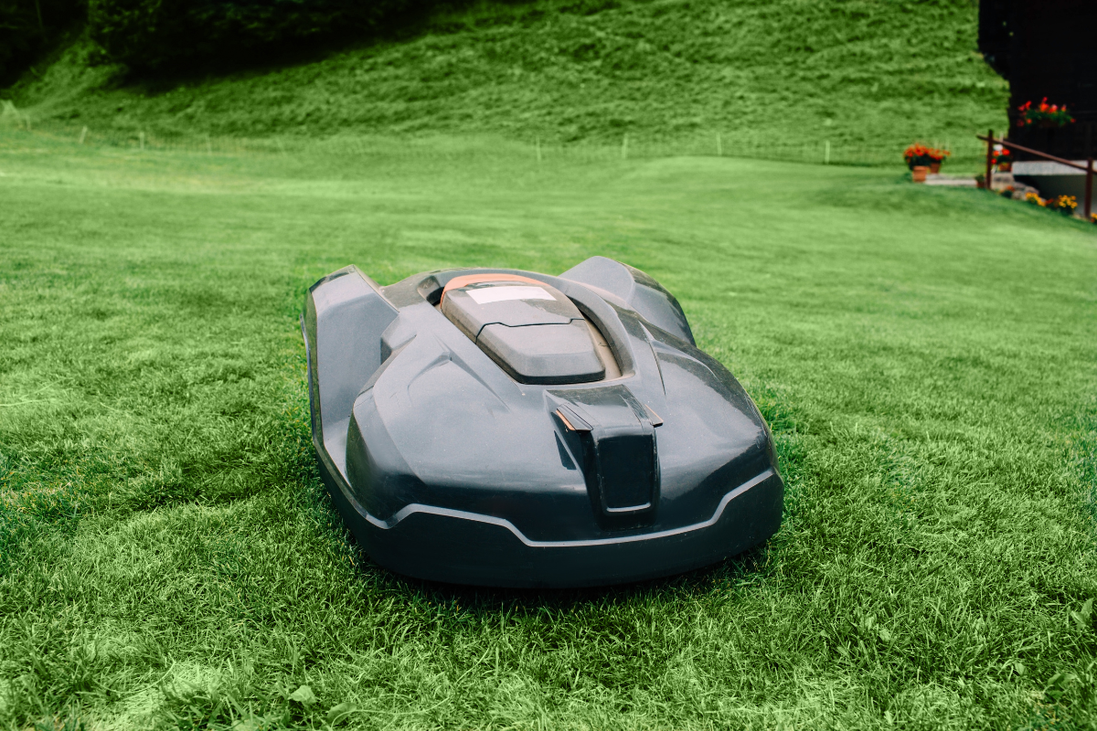 Czy robot do koszenia trawy jest lepszy niż tradycyjna kosiarka?